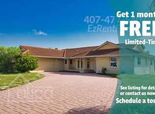 2 Brentwood Ln, Englewood, FL 34223