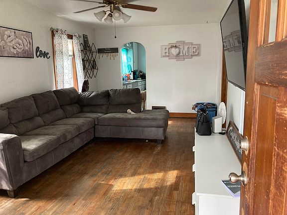 5th image of 306 Eldred St
