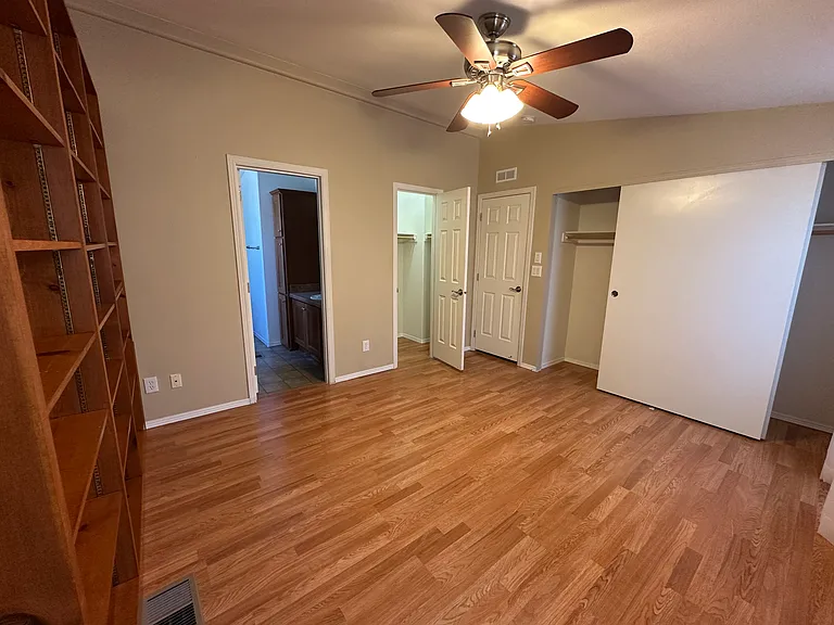 1888 Sarafina Dr — Photo 9