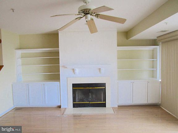 4th image of 1110 Oyster Cove Dr