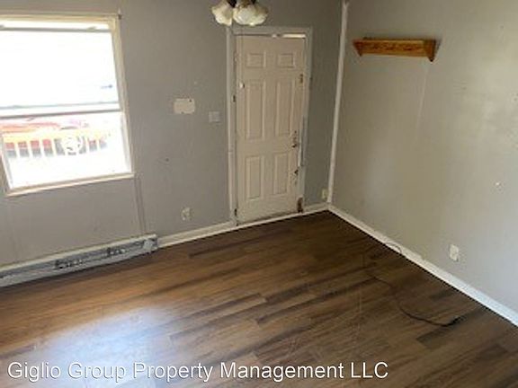 4th image of 219 N Garfield Ave