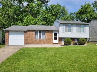 10077 Fairglen Dr, Cincinnati, OH 45251