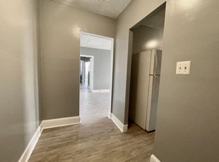 27 E 7th St, Chester, PA 19013