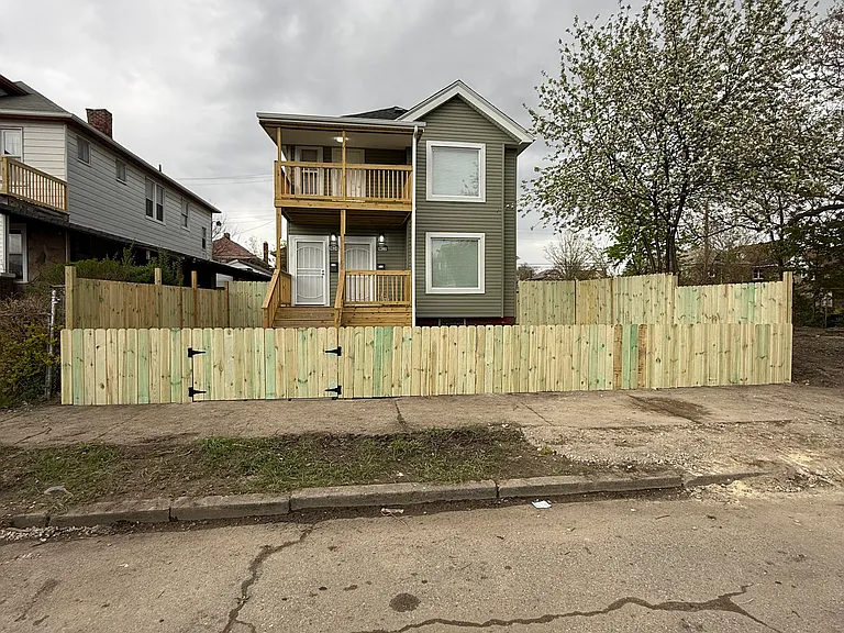 9022 Petoskey Ave — Photo 1