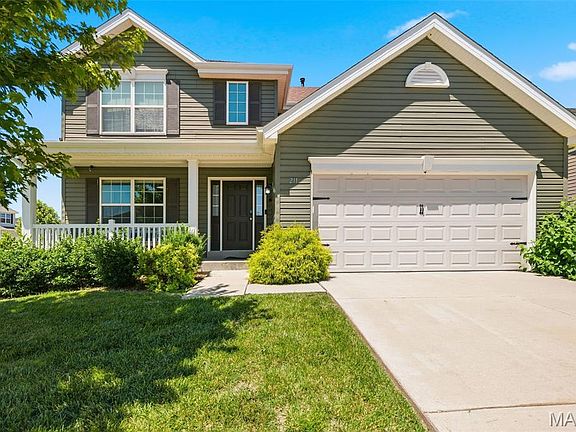 2nd image of 211 Pearl Vista Dr