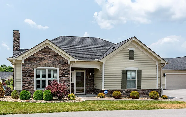4935 Willow Bluff Cir — Photo 31