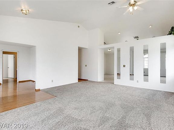 3rd image of 5909 Waveland Dr