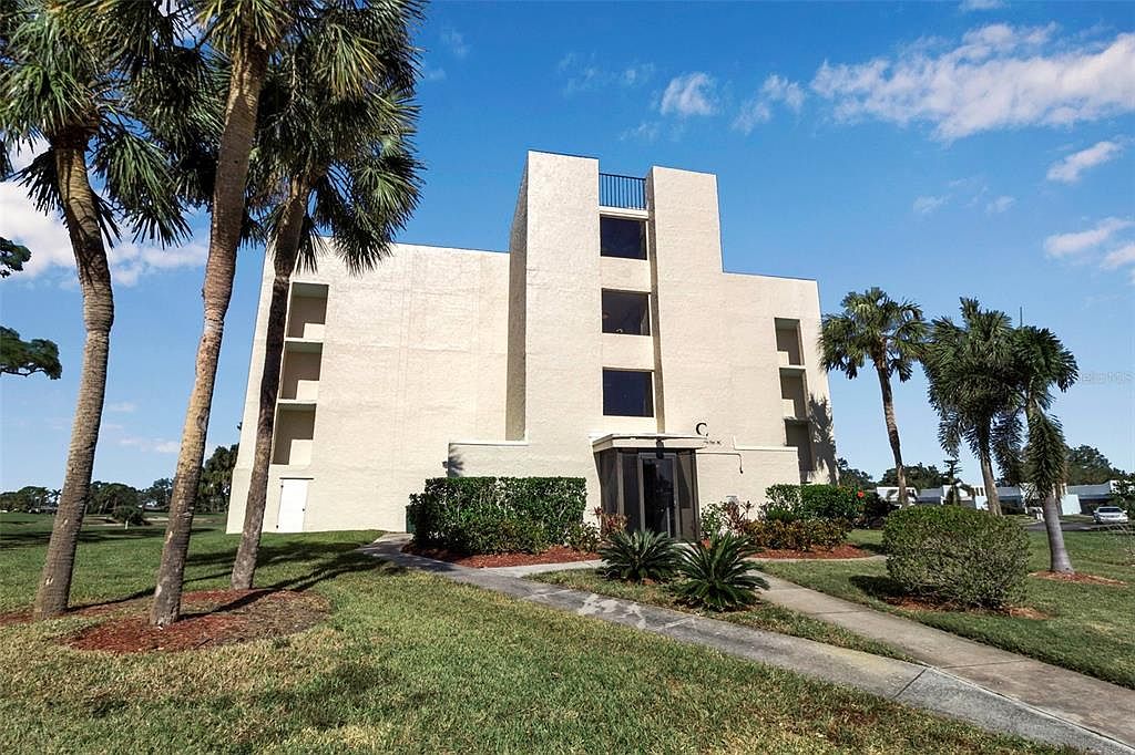 4119 61st Avenue Ter W APT 105