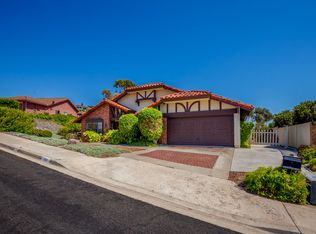 320 Surrey Dr, Bonita, CA 91902
