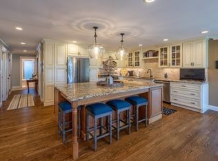 36 Causeway Rd, Fairhaven, MA 02719