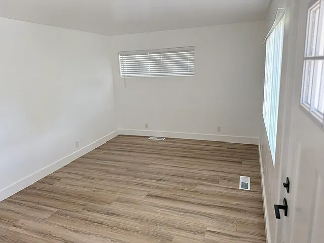 995 E Taylor St — Photo 1