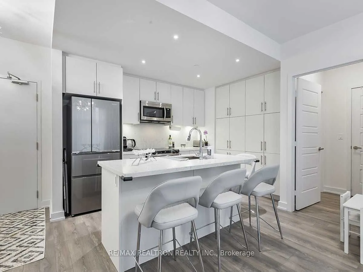 2 bed, $2,500 — Photo 4