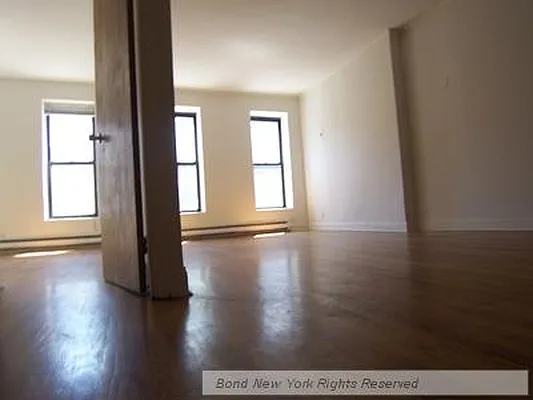 Rented by Bond New York | media 3