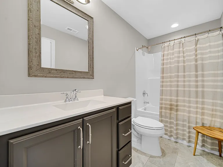 9945 Beacon Pointe Ln — Photo 14