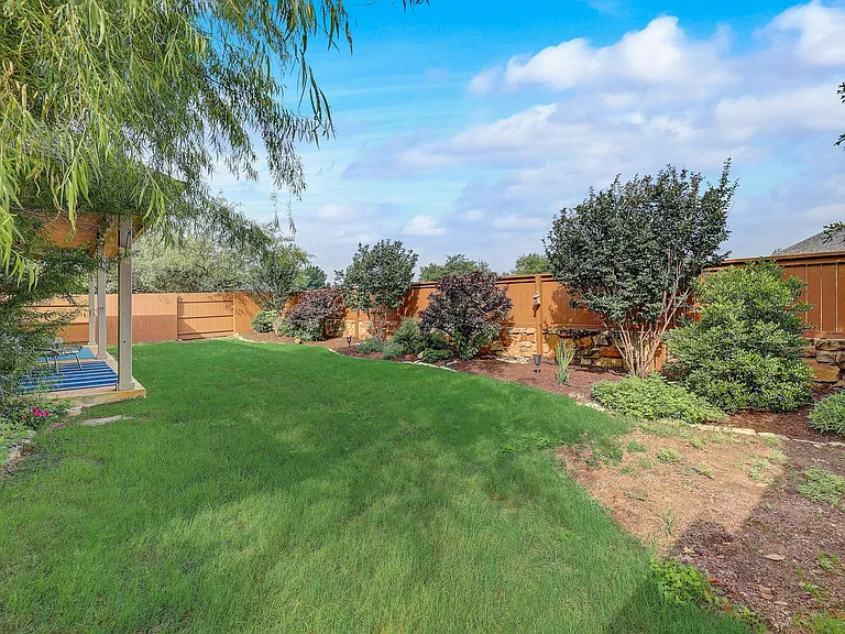 205 Cortona Ln — Photo 19