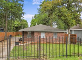 2606 Melbourne St, Houston, TX 77026