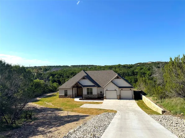 550 Blue Marlin Ct, Bluff Dale, TX 76433
