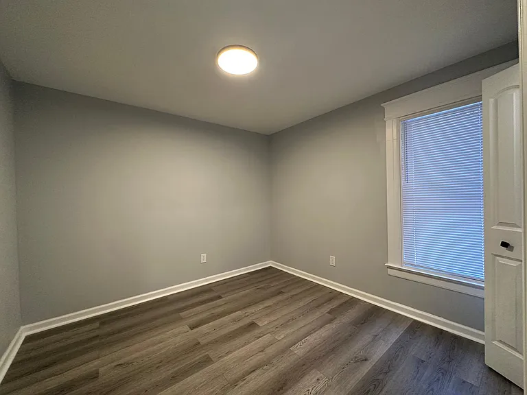127 Henderson St #1 — Photo 40