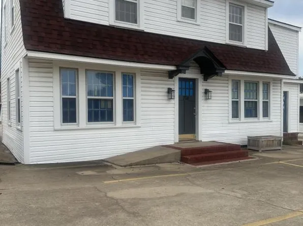 704 S 26th St, Fort Smith, AR 72901