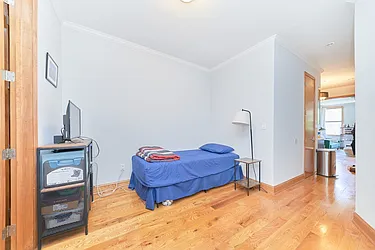 Rented by Living New York