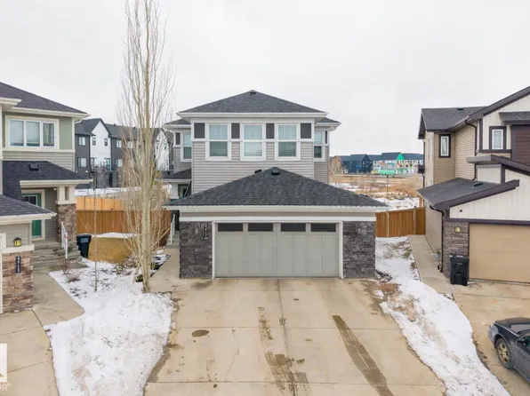 4917 Charles Point SW, Edmonton, AB T6W 3H1