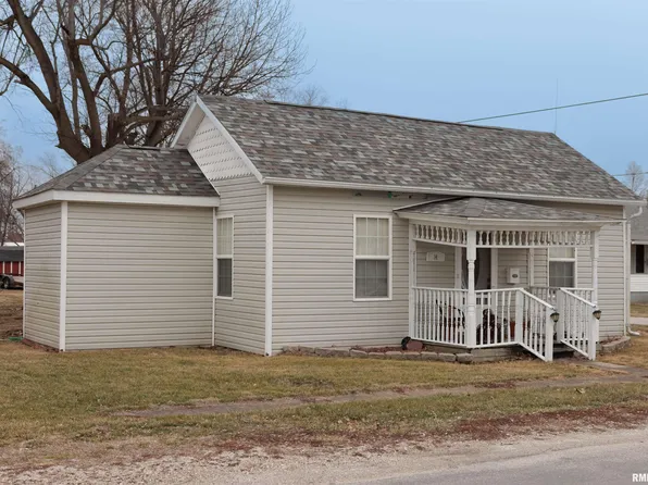 14 S Arch St, Winchester, IL 62694