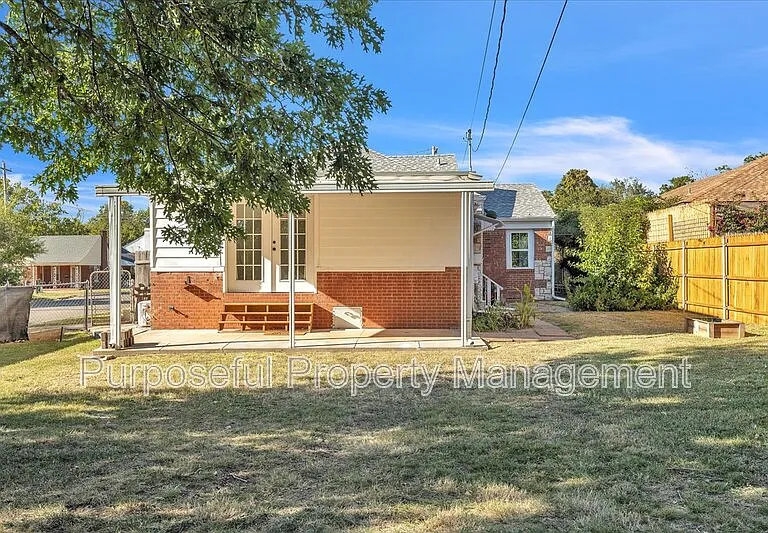 1832 NW 34th St — Photo 24