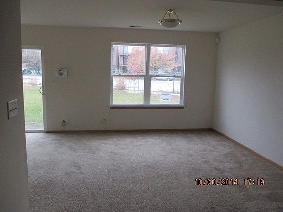 2nd image of 1885 Stonegate Dr