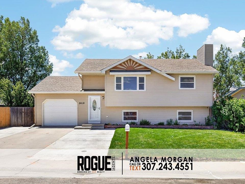 1st image of 3018 Pheasant Dr