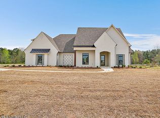 400 Calvary Xing, Brandon, MS 39047