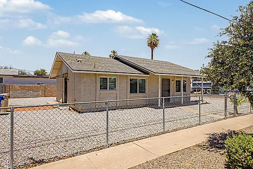 5938 W Ocotillo Rd Photo 1
