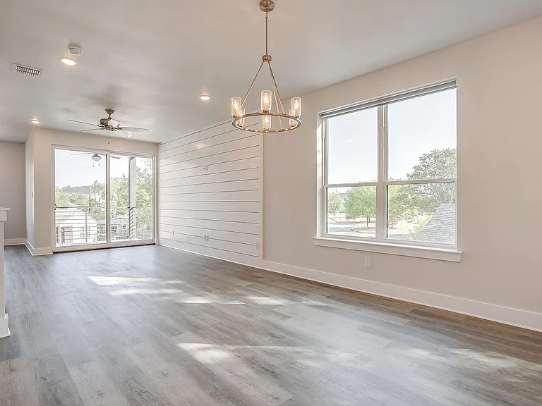 2341 Benbrook Blvd — Photo 22
