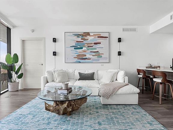 4th image of 801 S Miami Ave #20004