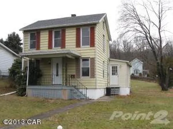 225 Plane St, Weatherly, PA 18255