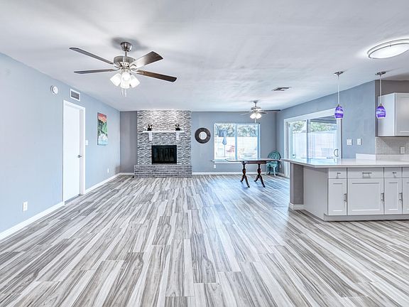 5th image of 3114 E Turney Ave