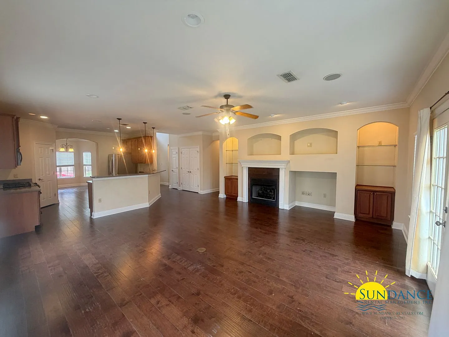 Spacious 3 bedroom home in Niceville! — Photo 3