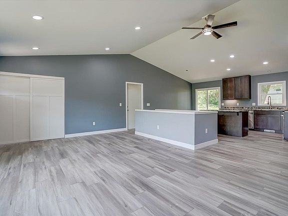 4th image of 3174 Fjelstad Ln