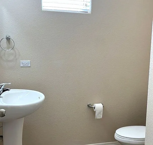 3806 Dynamite Rd NE — Photo 12