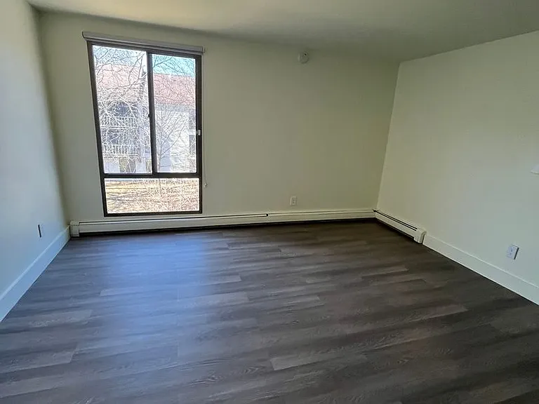 Sycamore Place Apartments — Photo 46