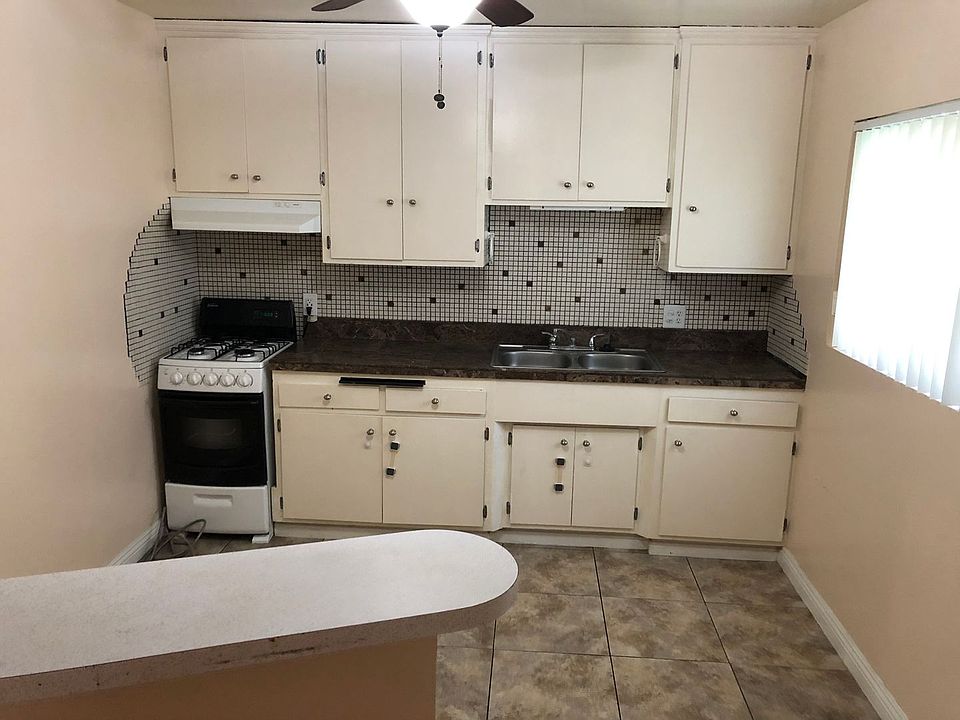 1st image of 228 W Spazier Ave #O