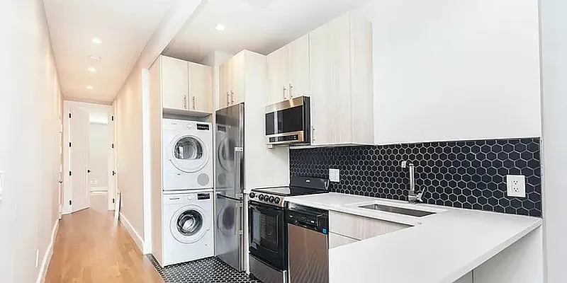 Rented by Green Leaf Management, LLC | media 7