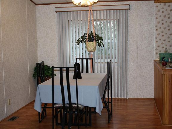 3rd image of 1448 Narcissus Ct NW