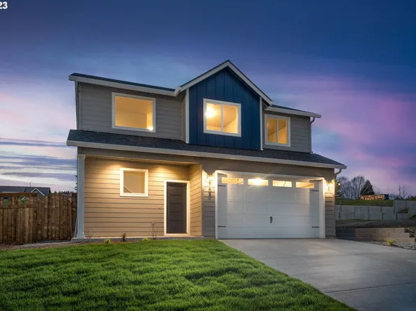 703 W 9th St, La Center, WA 98629