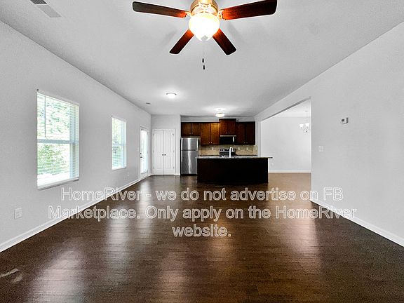 4th image of 241 Daisy Cir