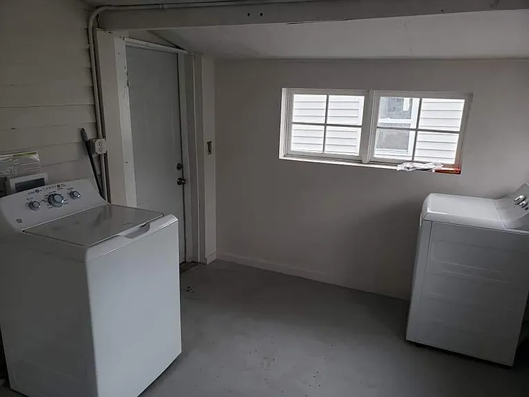 707 W Stoughton St #1/2 — Photo 8