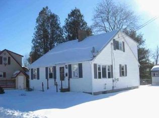 61 Central St, Randolph, ME 04346