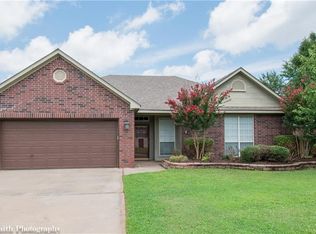 3070 Birch Pl, Springdale, AR 72762