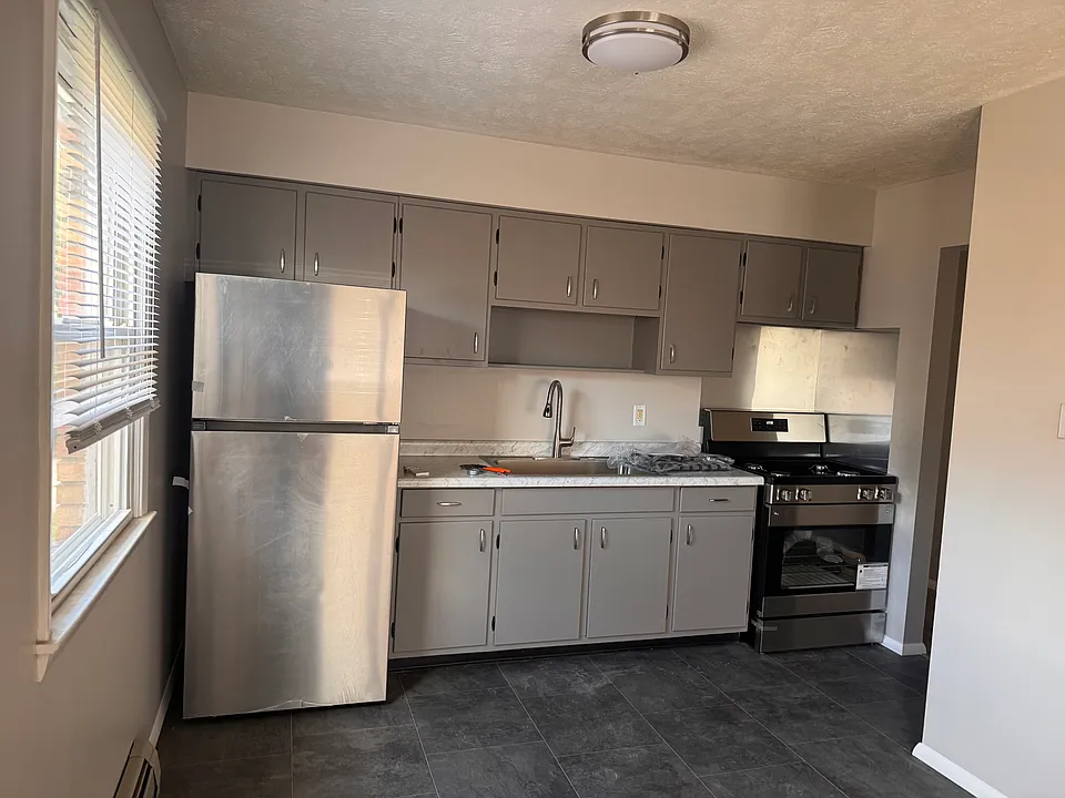 1207 Orchard Rd #3