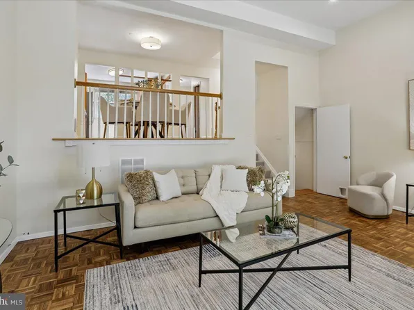 4927 Arctic Ter, Rockville, MD 20853