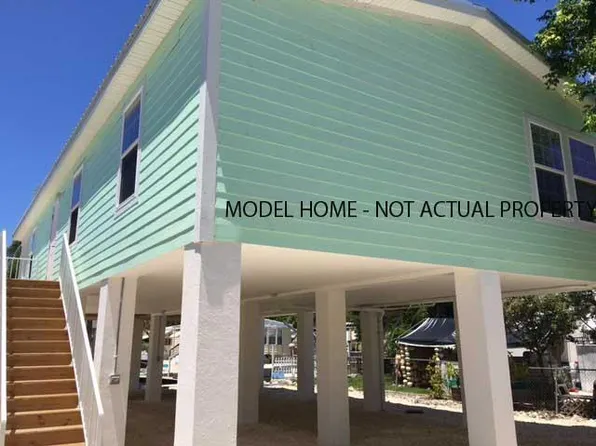 599 W 105th St, Marathon, FL 33050